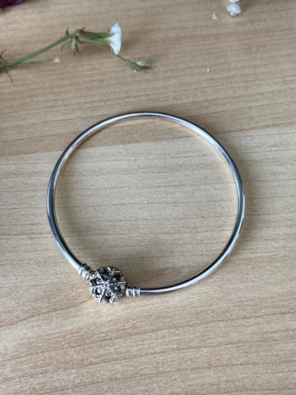 Sterling Silver Snowflake Charm Bangle Bracelet - Silver
